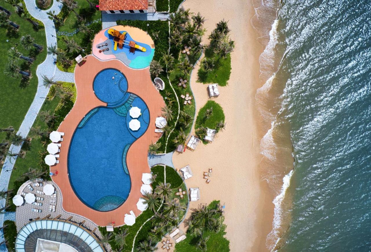 Radisson Resort Phan Thiet Exterior photo